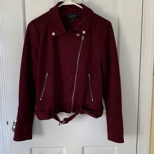 Short jacket zipper accents